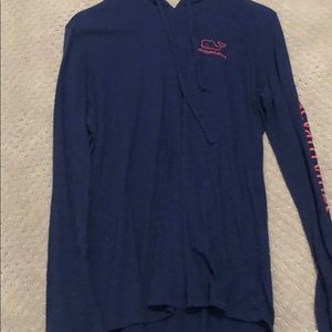 Vineyard Vines t shirt hoodie
